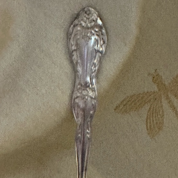 Vintage WM Rogers ⭐️ Scalloped Serving Spoon. - Picture 4 of 9